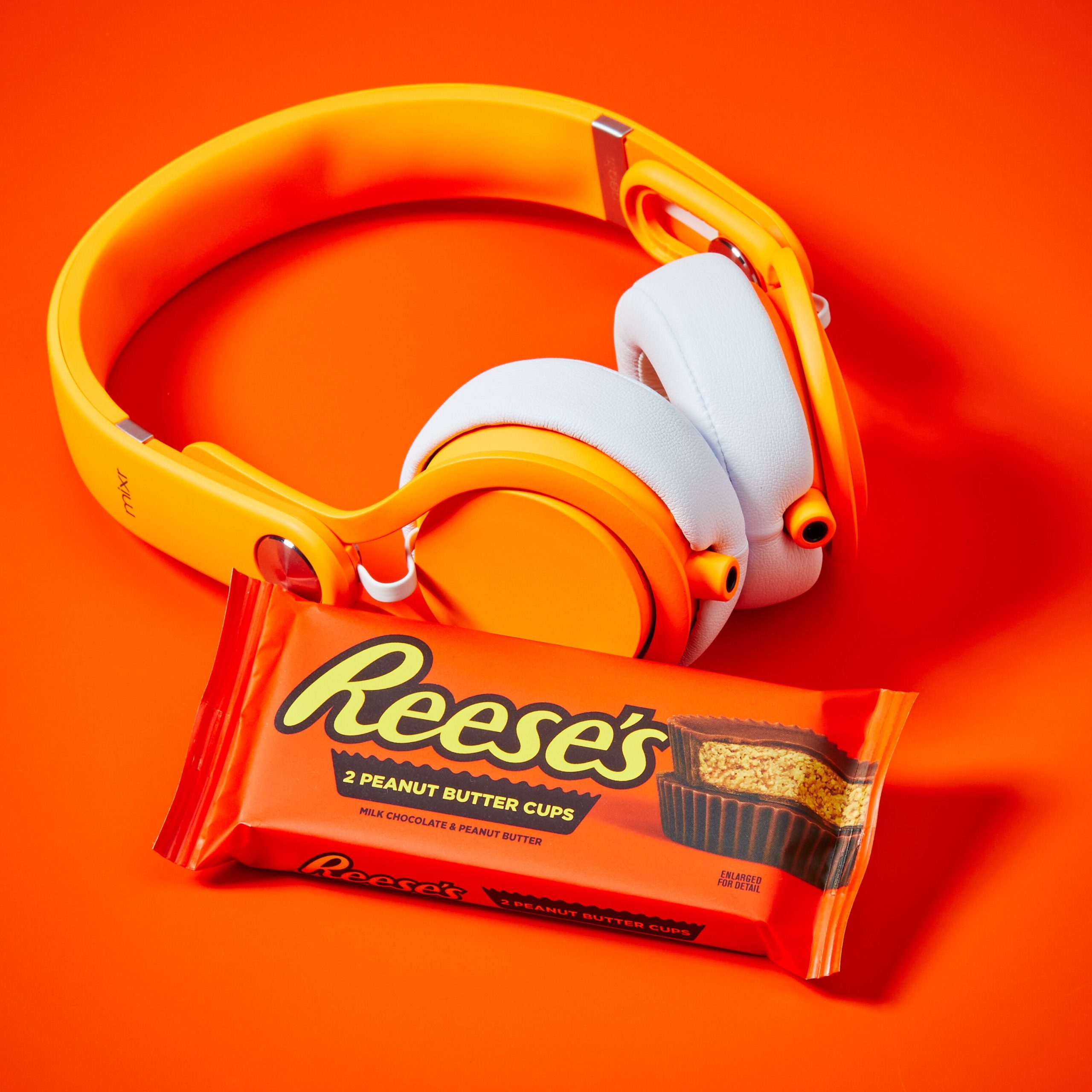 REESE’S Milk Chocolate Peanut Butter Cups, 1.5 oz (36 Count) - THE HERSHEY COMPANY